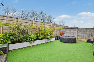 Photo 16- click for photo gallery